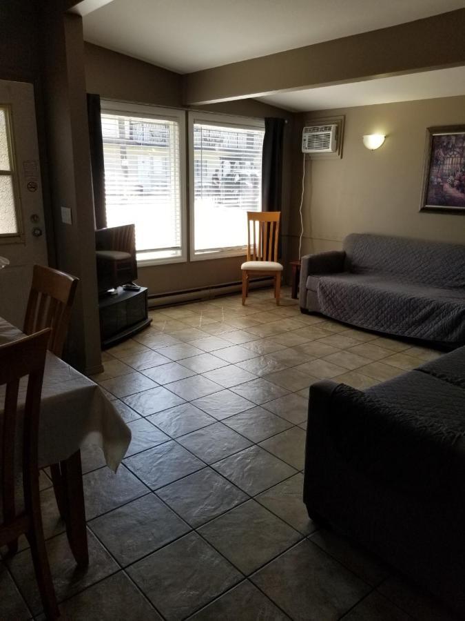 Osoyoos Lakeview Inn & Suites Zewnętrze zdjęcie