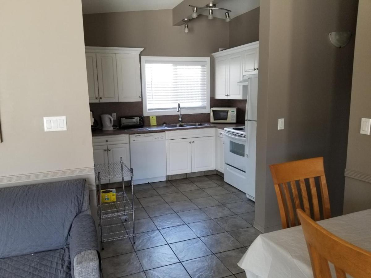 Osoyoos Lakeview Inn & Suites Zewnętrze zdjęcie