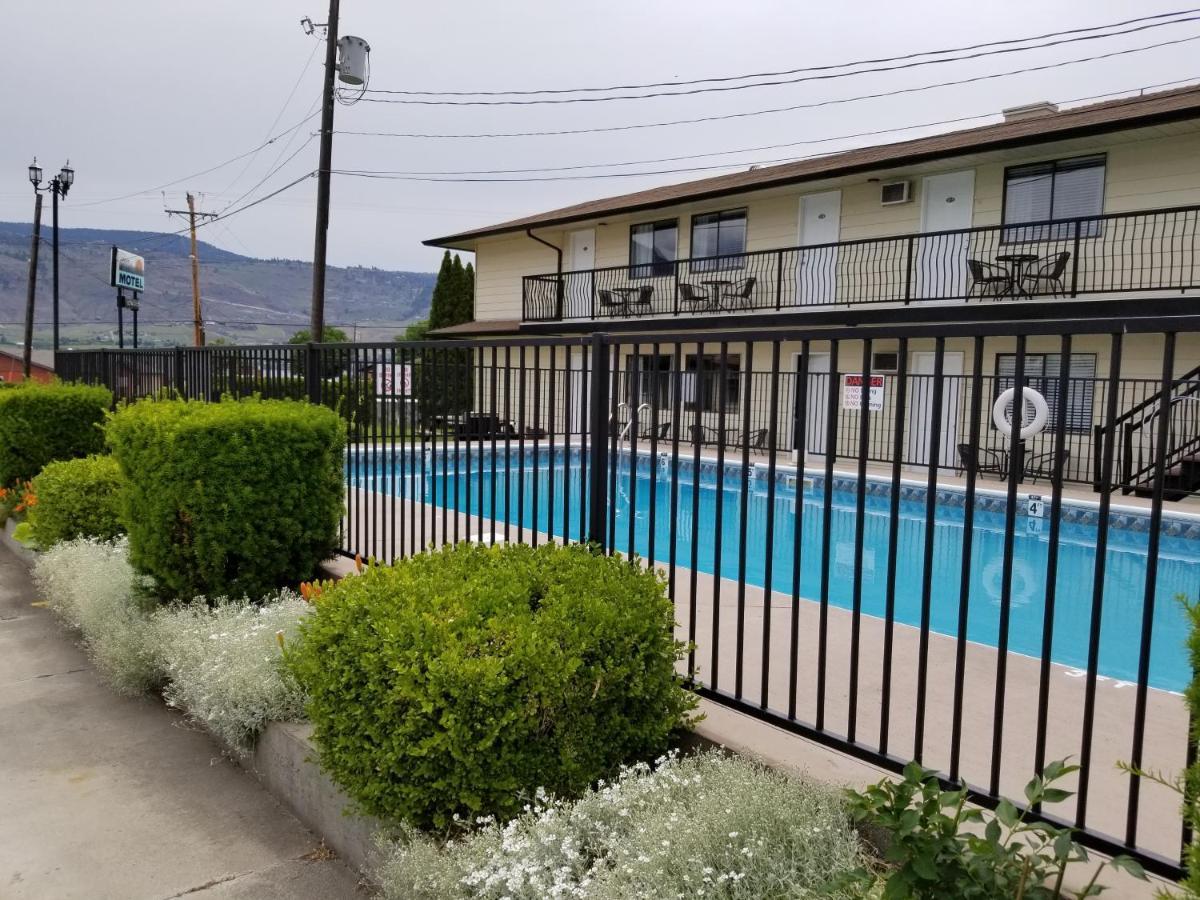 Osoyoos Lakeview Inn & Suites Zewnętrze zdjęcie