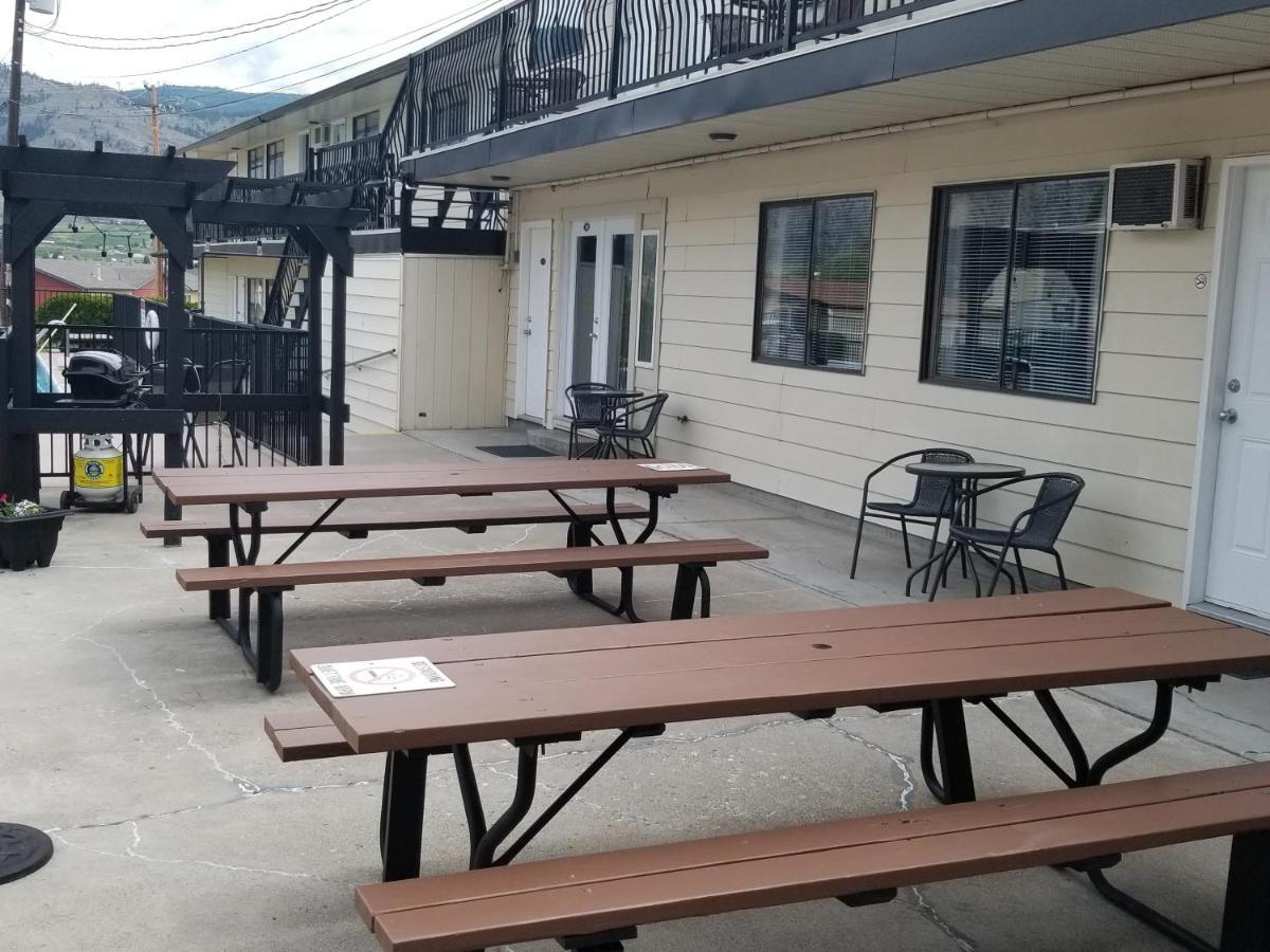 Osoyoos Lakeview Inn & Suites Zewnętrze zdjęcie